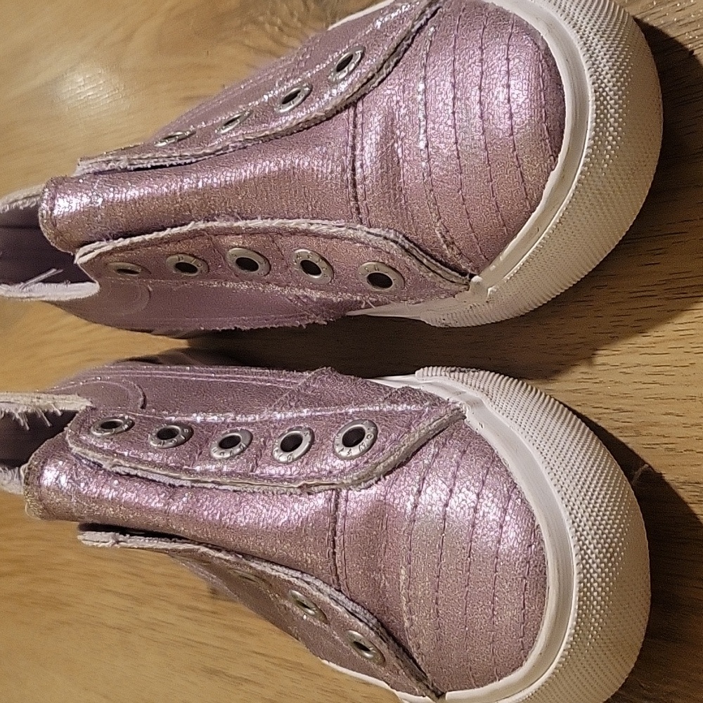 Blowfish-Malibu Kifs, Metallic Pink Slip-On Sneakers - Picture 2 of 5